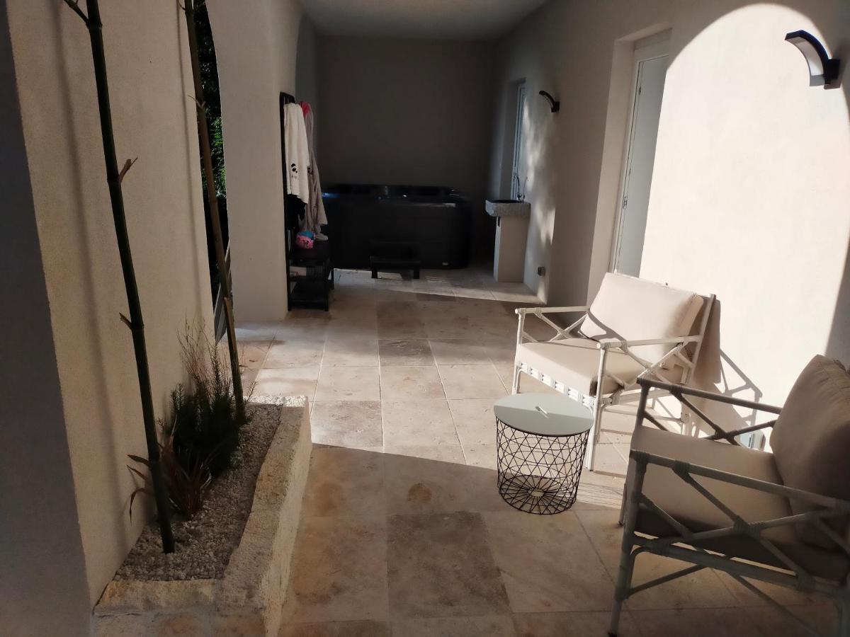 Appartement Reve De Panda Avec Sauna Et Jacuzzi Privatif *